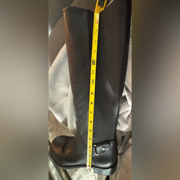 Stuart Weitzman woman’s black riding boot size 7.5 - Picture 7 of 8